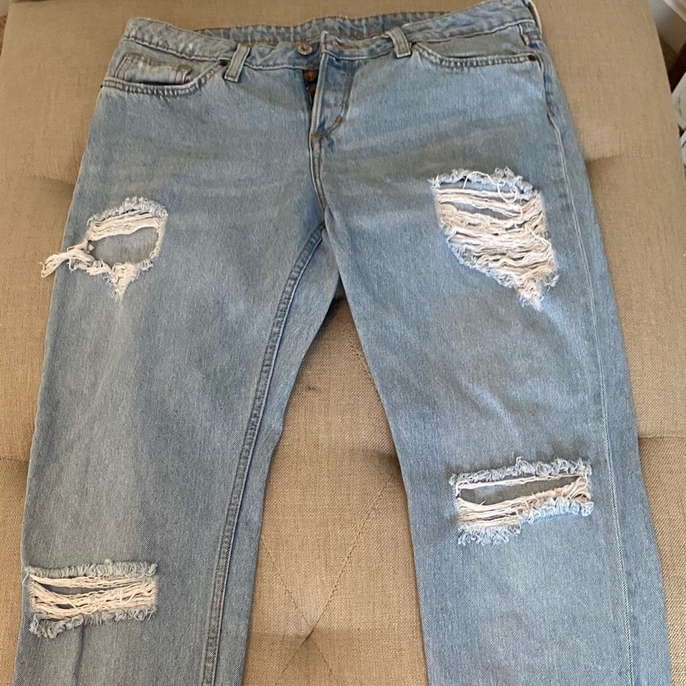 Women’s H&M Distress Boyfriend Jeans Size 28/32